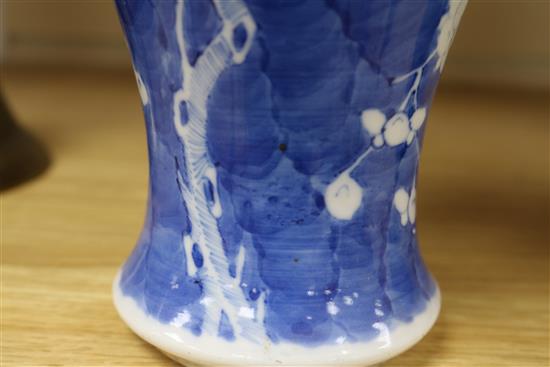 A pair of Chinese blue and white vases and covers, late 19th century height 31cm